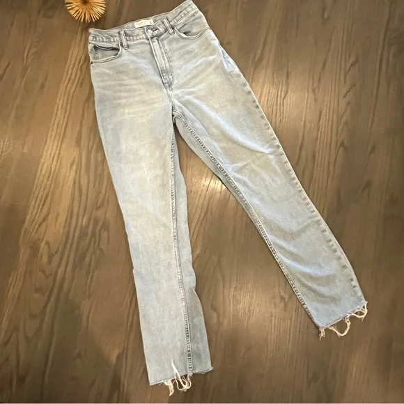 Abercrombie & Fitch 90s Slim Straight Ultra High Rise Curve Love 28/6XL Raw Hem - Picture 4 of 11